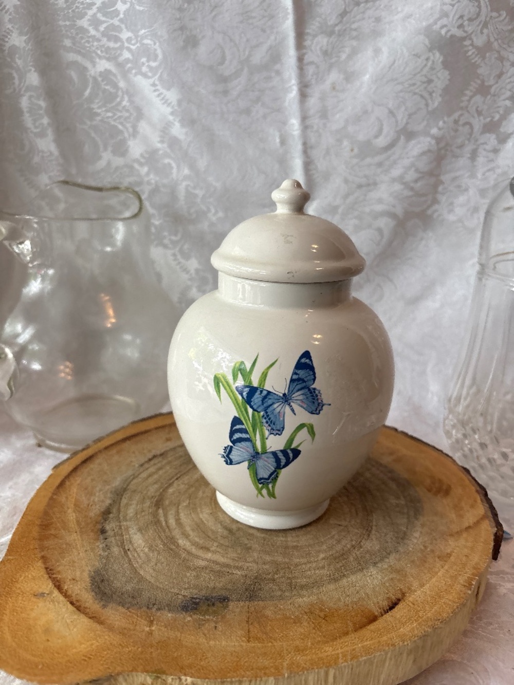 Ceramic jar